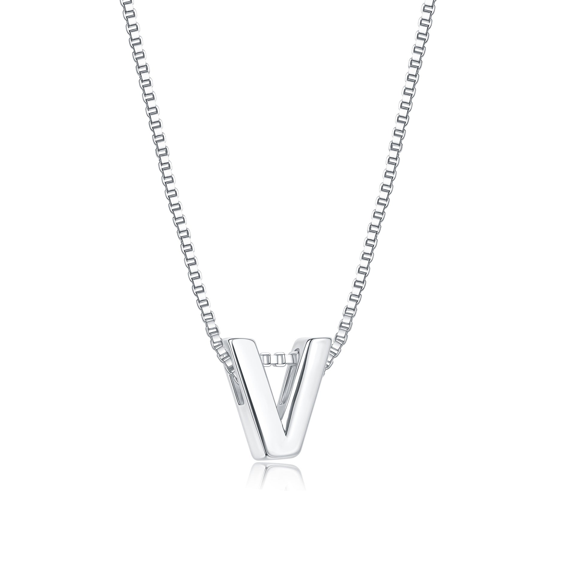 Stylish Glossy Letter And Heart Necklace A Trendy Personalized Statement Piece